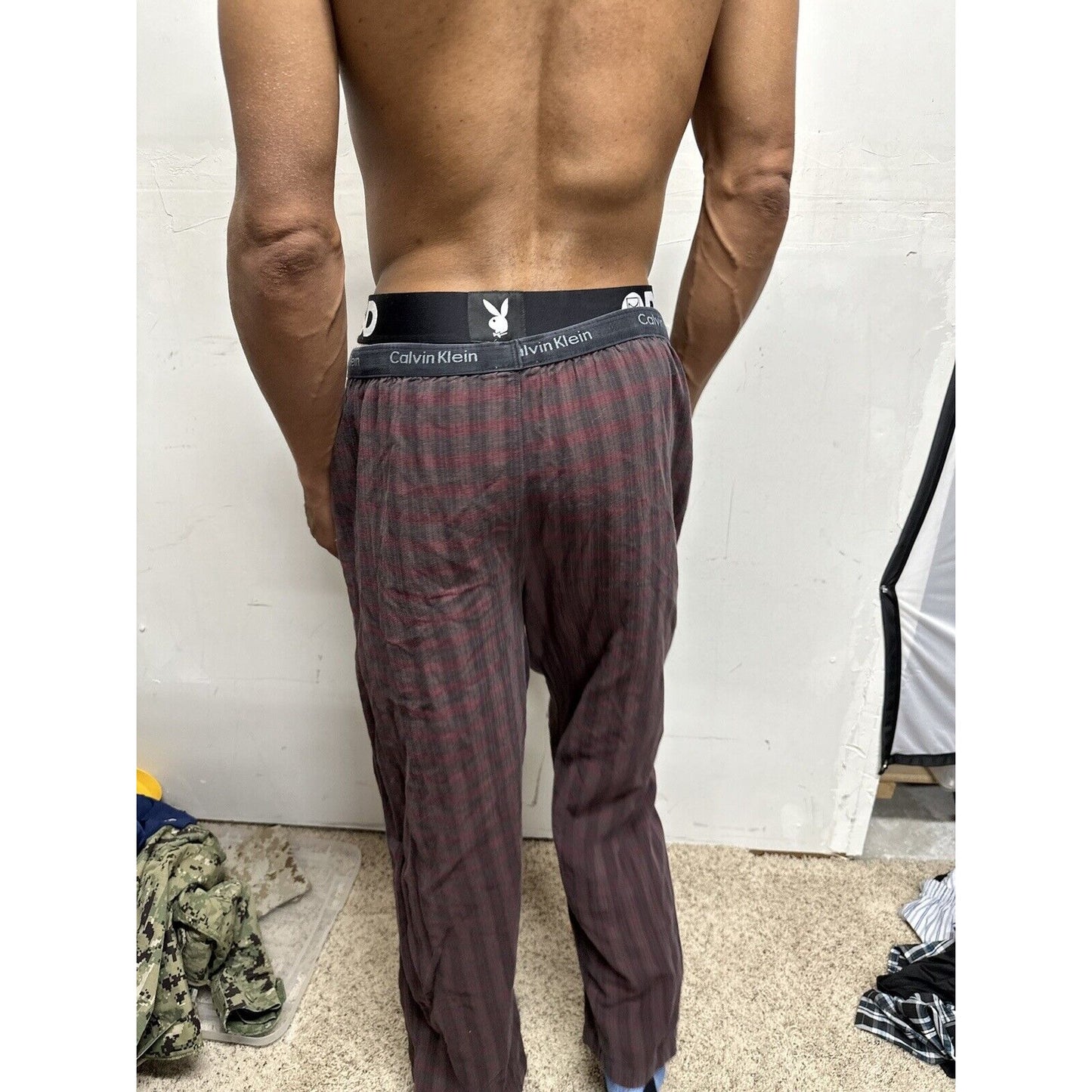 Men’s Calvin Klein Plaid Lounge Pants Medium Pajamas Red And Gray