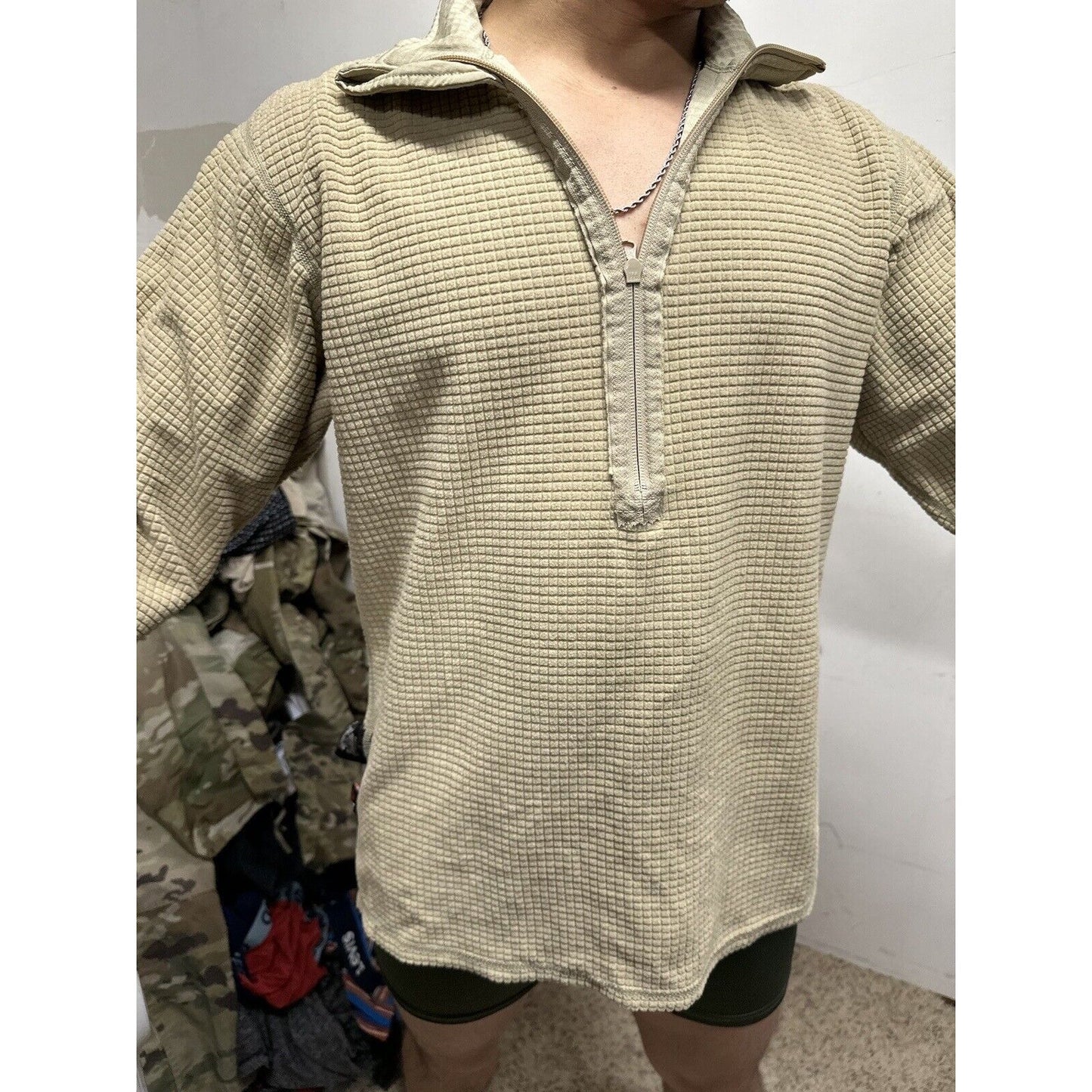 Men’s Tan Half Zip Polartec Official Gen III Army Issue Long Sleeve Pullover