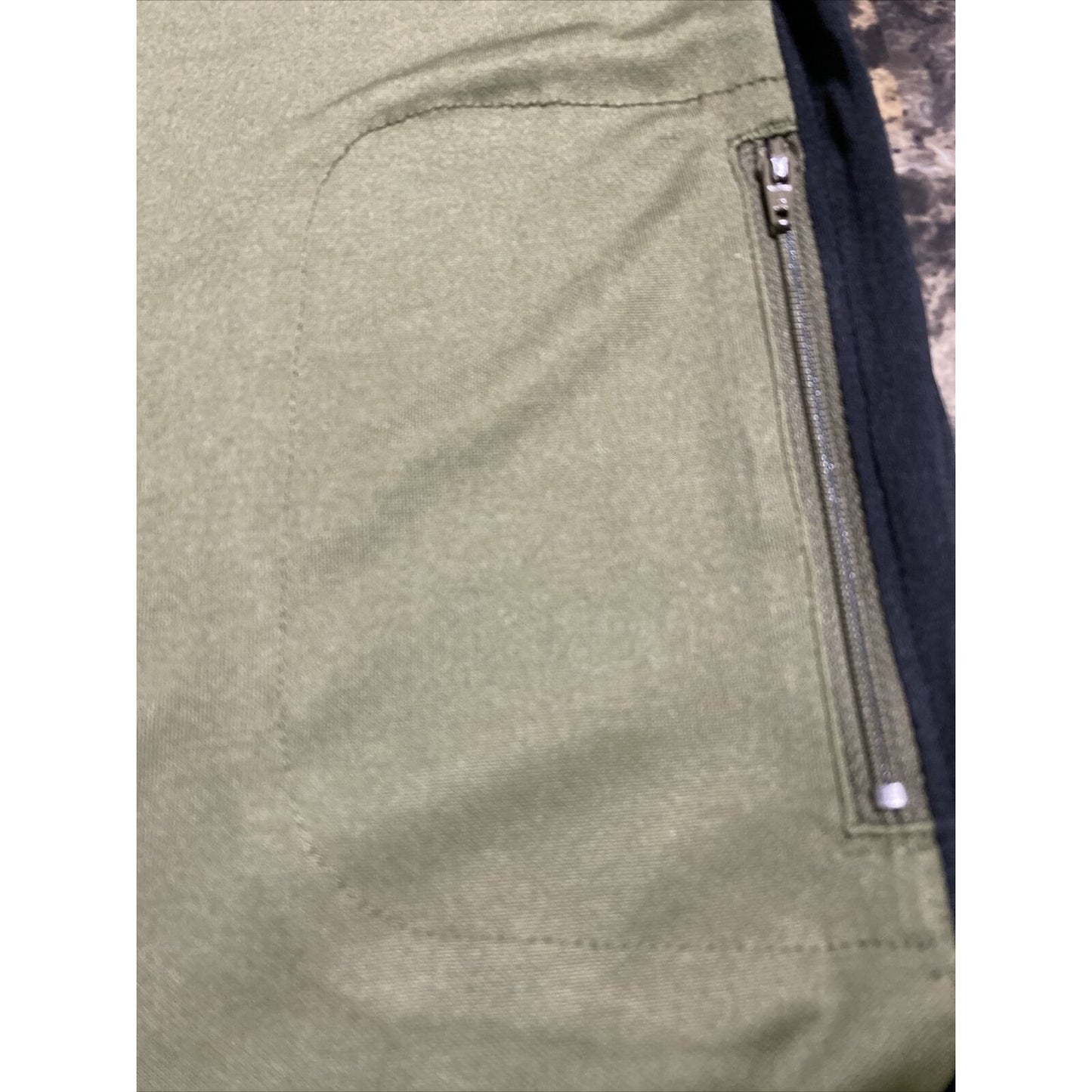 Soffe Extreme Training XT46 Men’s Medium Army Green Polyester Military Shirt NWT