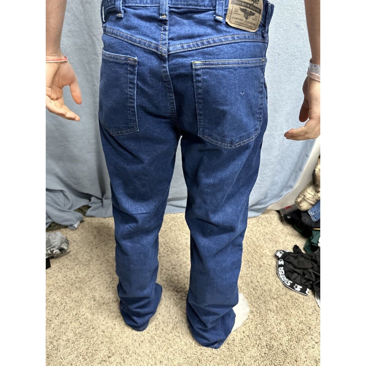 Men’s Wrangler Regular Fit 34 X 32 Blue Jeans