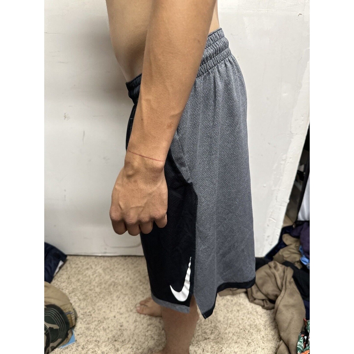 Men’s Black And Gray Nike XL Athletic Shorts With Pockets