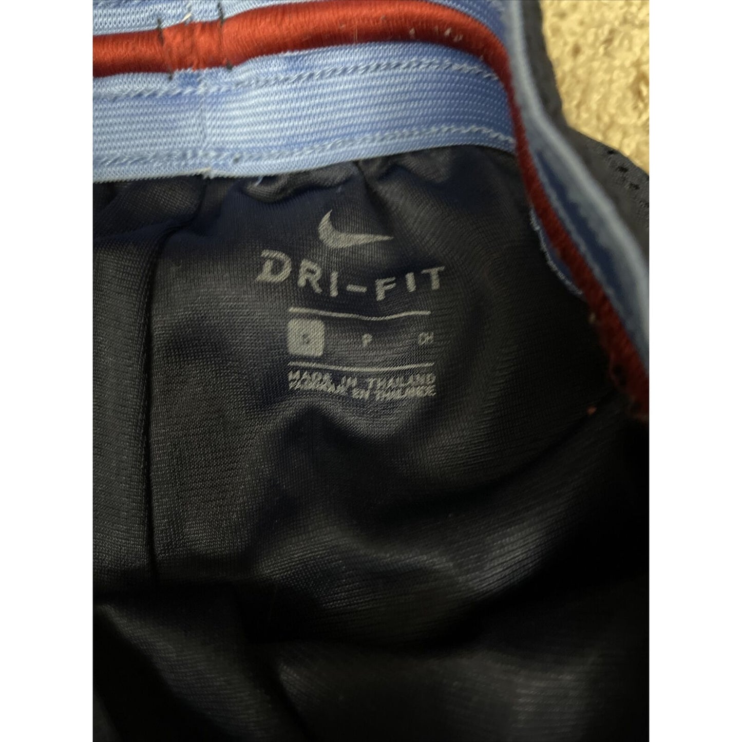 Nike Dri-Fit Classic Mens Mesh Basketball Shorts Size Small Blue Red Loose Fit