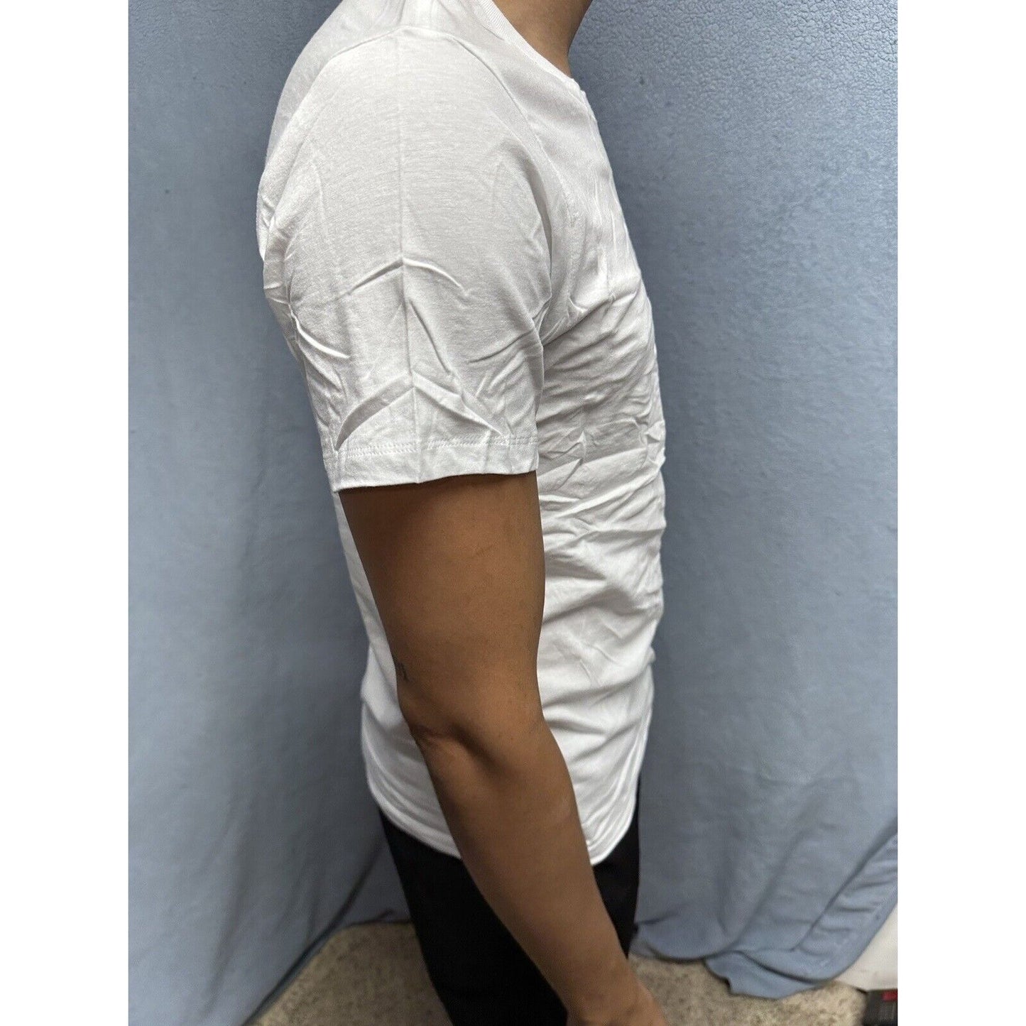 Men’s White Calvin Klein Small Classic Fit Undershirt