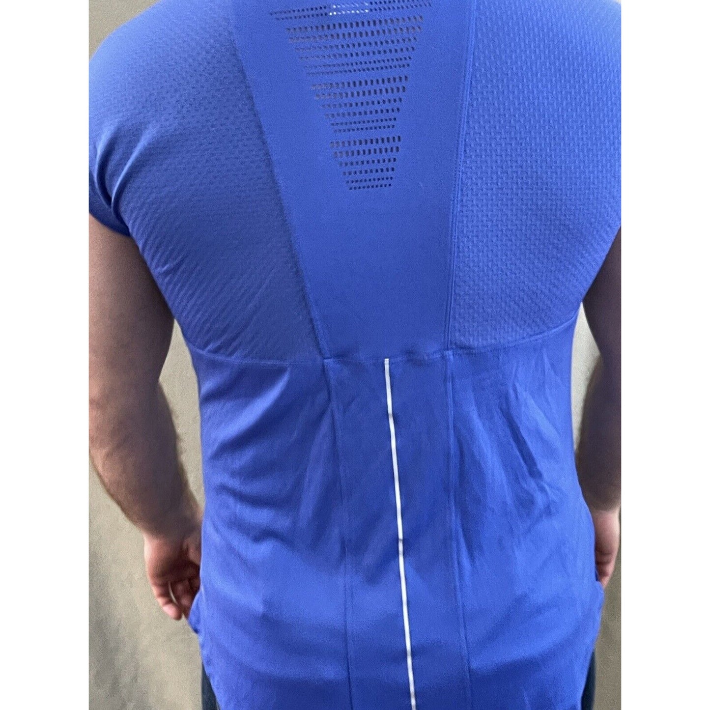 Men’s royal blue large Champion Muscle Tee sleeveless ventilated