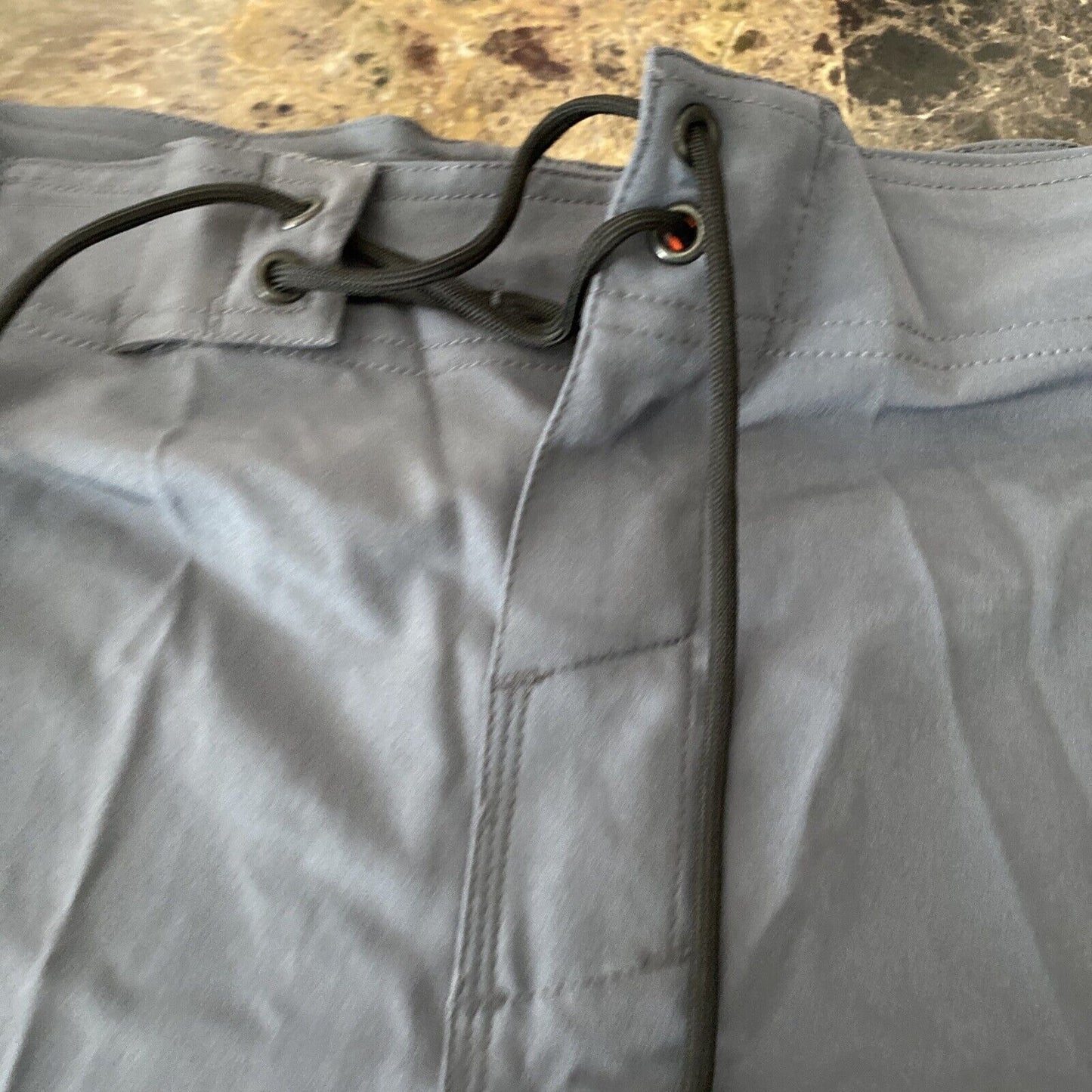 Soffe Extreme Training XT46 Men’s 34 M Gray & Orange Utility Board Shorts NWT