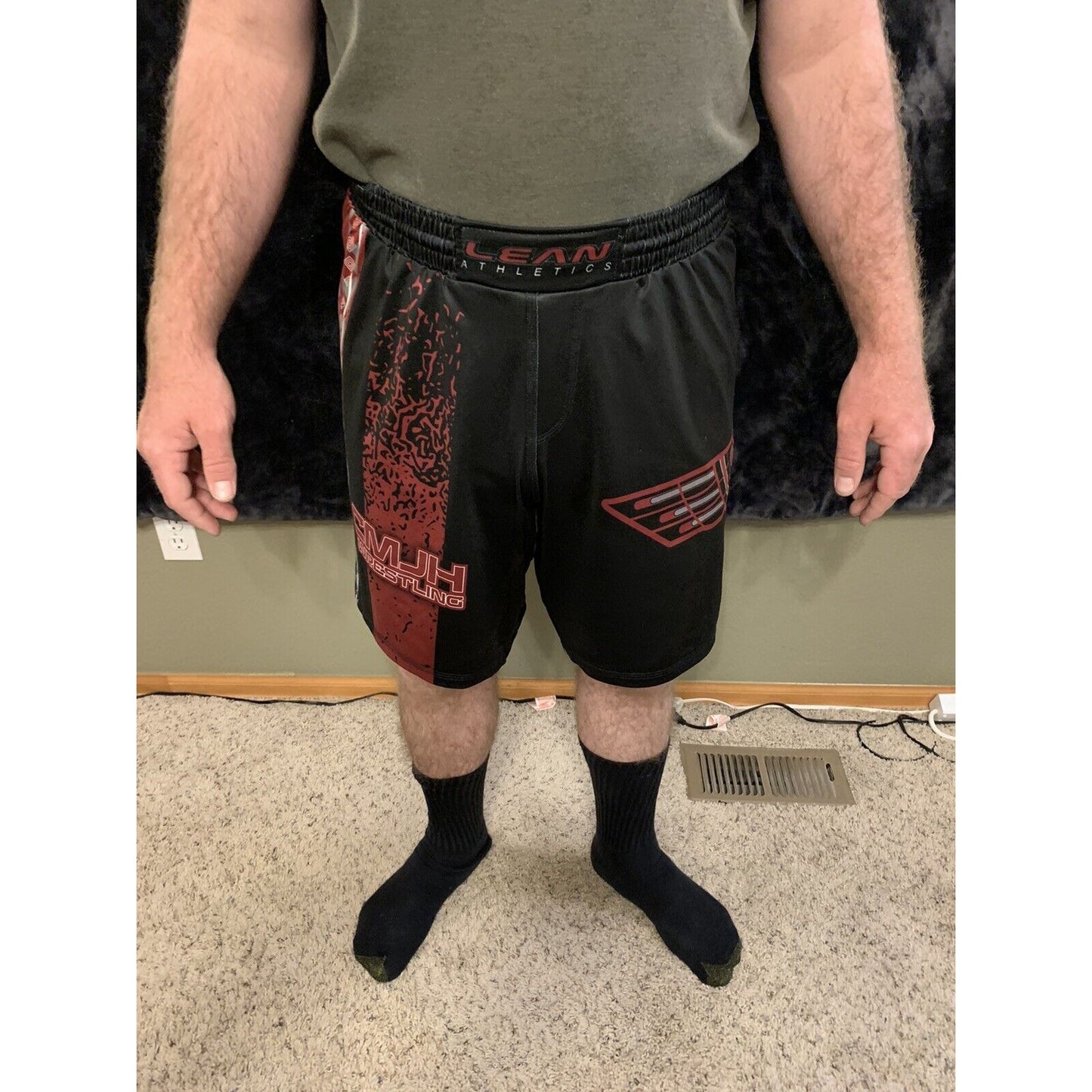 Lean Athletics Black And Maroon Youth XL Wrestling Shorts Stretchy Material
