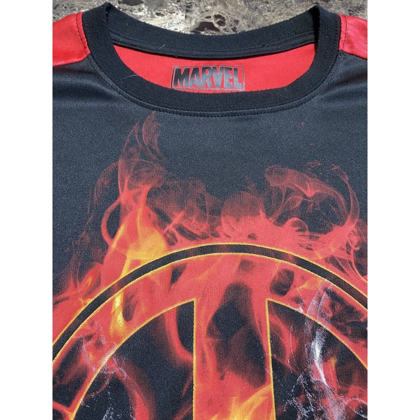 MARVEL Deadpool on Fire Black and Red Men’s Large Polyester T-Shirt