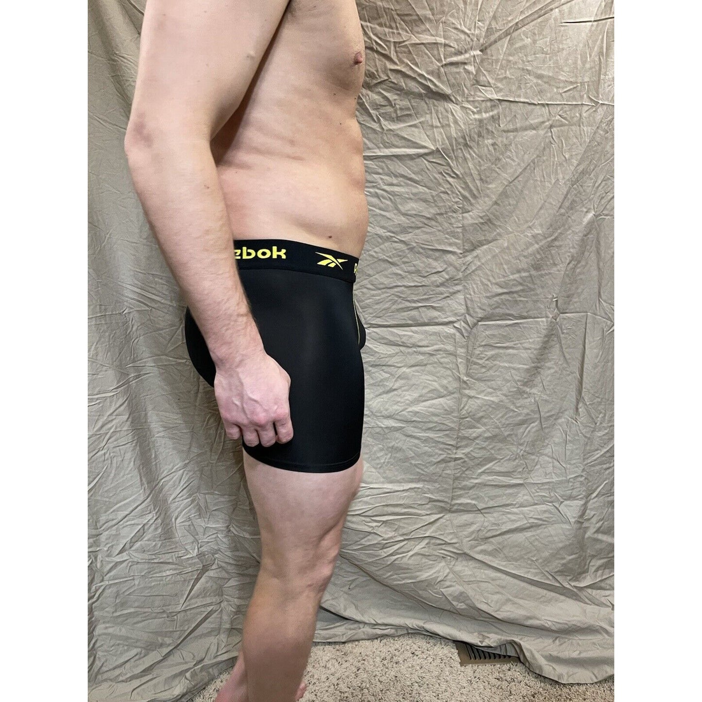 men's reebok black compression shorts medlum