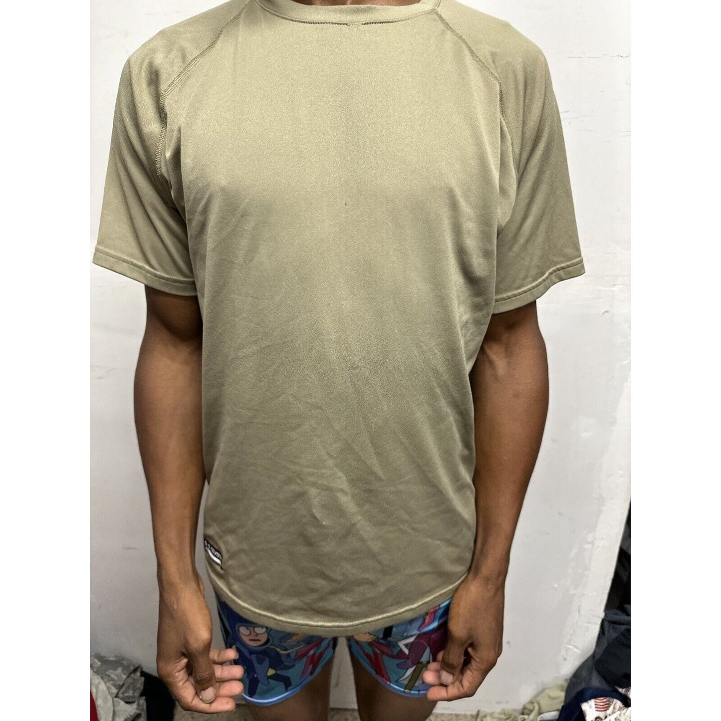 Men’s Ocp Tshirt Under Armour Medium Tactical Shirt Sleeve Shirt Coyote Brown