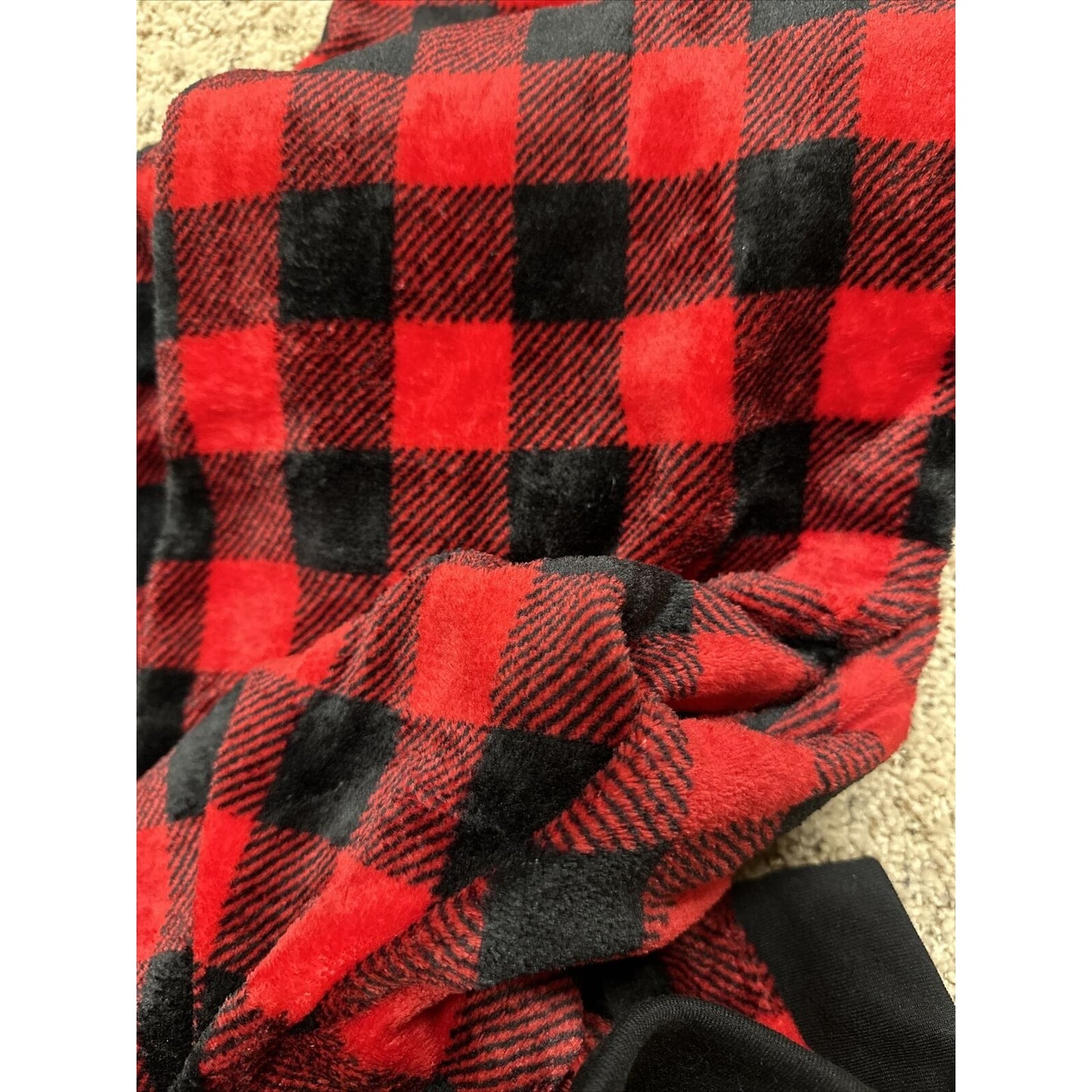 men’s holiday fam jams very soft black and red poly XL pajamas lounge pants