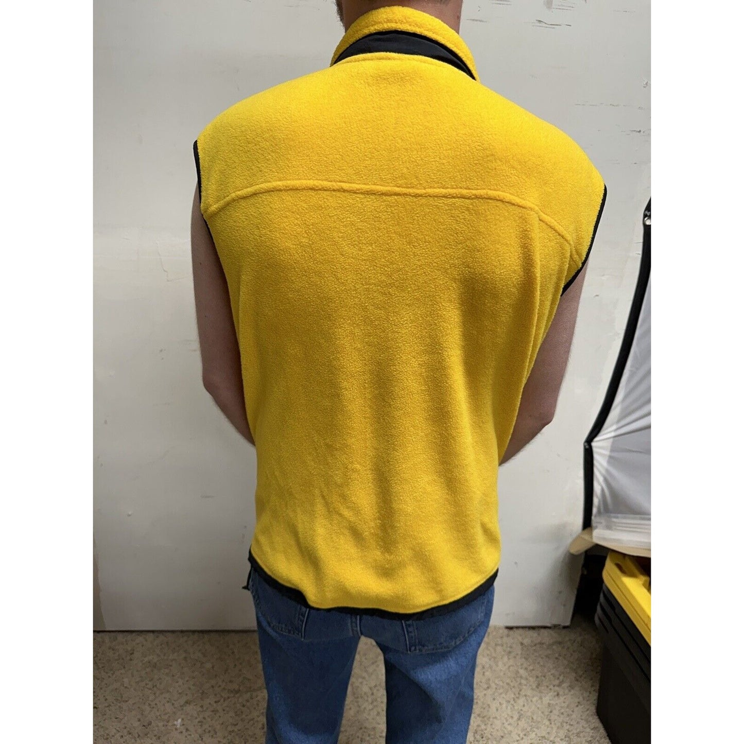 men’s XL prospirit yellow zip up sleeveless vest