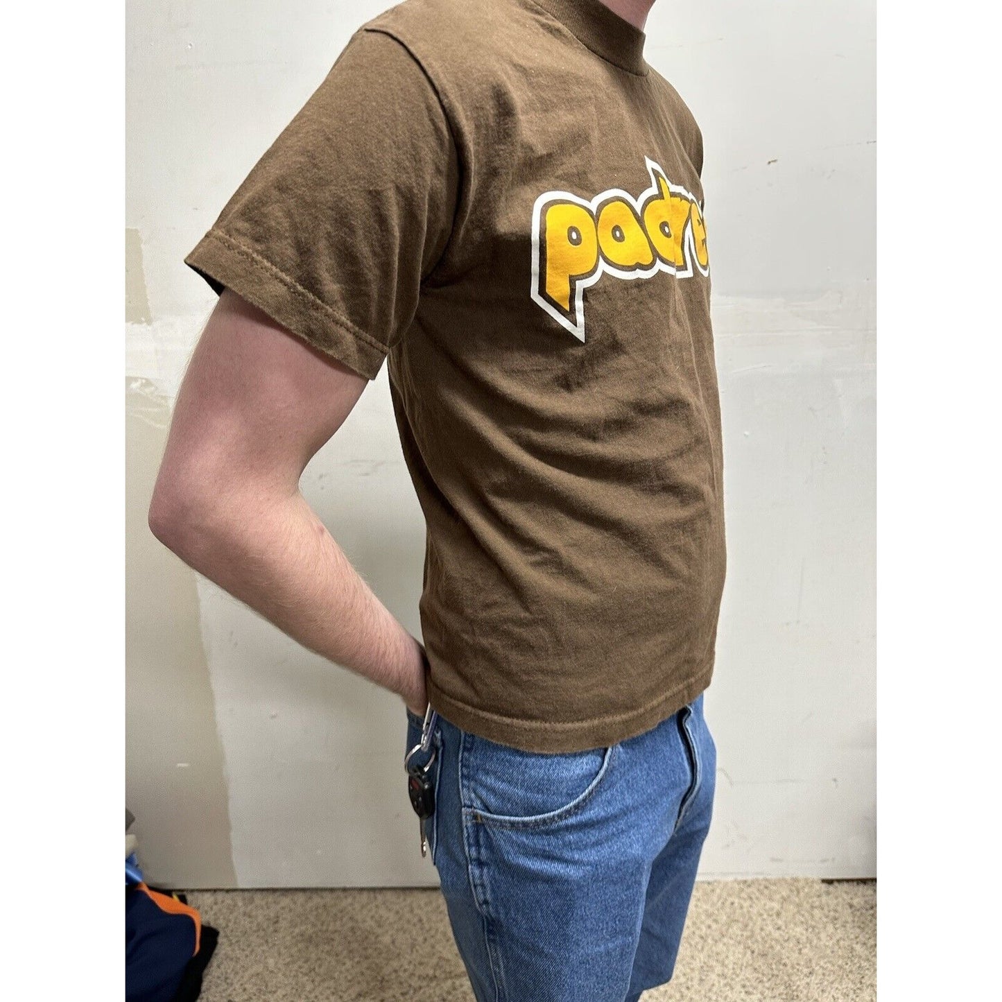 men’s san diego padres old logo style brown short sleeve youth large shirt