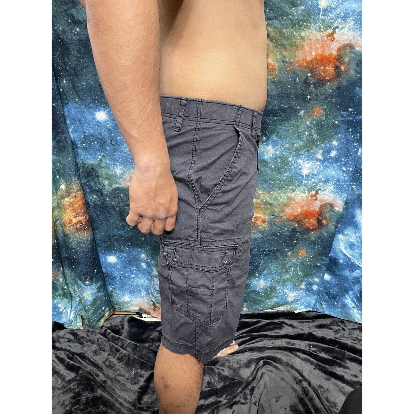 WearFirst Mens Shorts sz 40 Free Band Gray Cargo Bottoms Cotton Stretch
