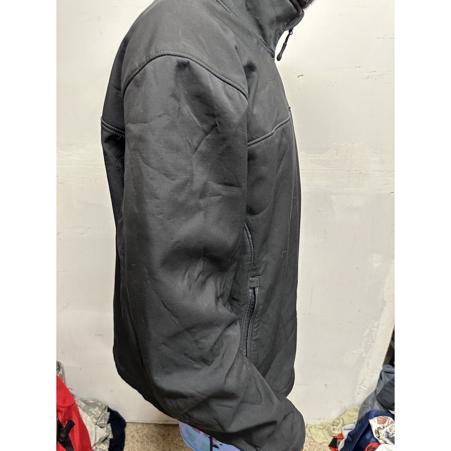 Men’s Large Black Champion Full Zip Jacket