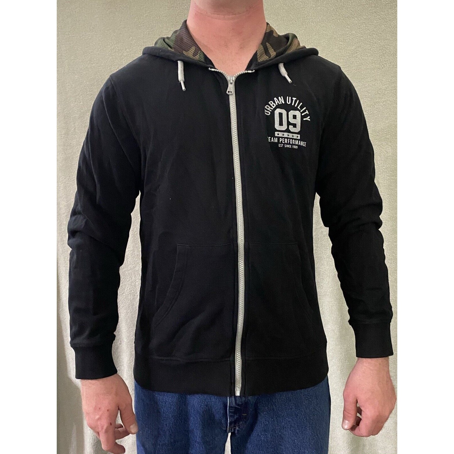 Bossini Urban Utility Team Performance 09 Mens XL Black Cotton Sweatshirt Hoodie