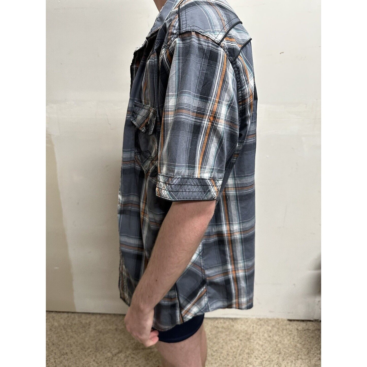 men’s button up helix large gray plaid shirt