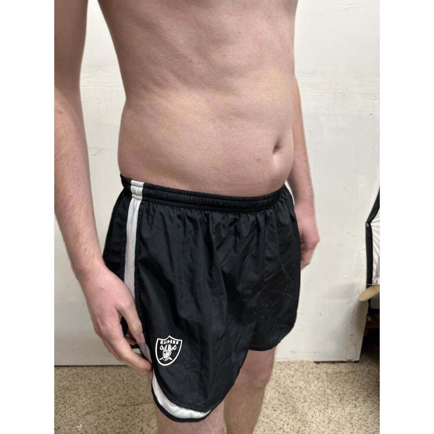 men’s raiders nfl black running shorts dri fit team apparel Nike