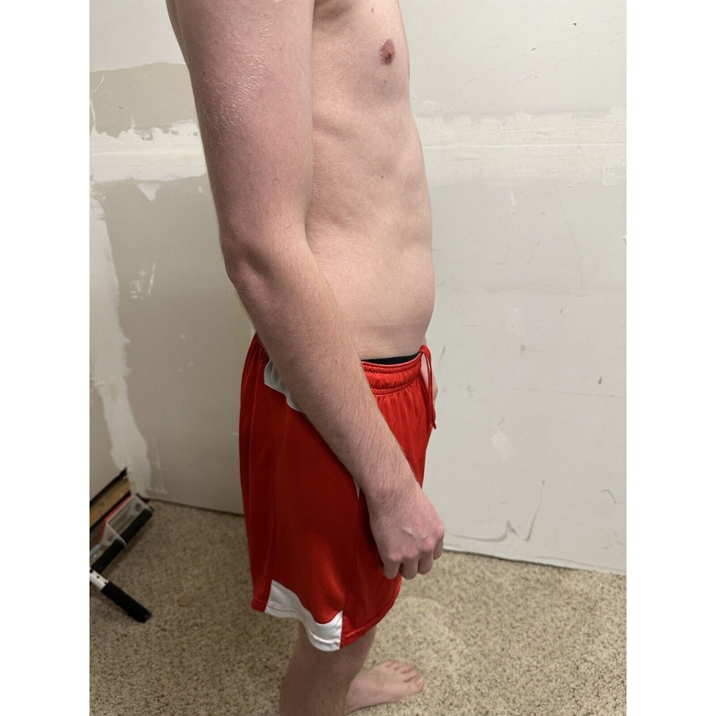 men’s medium under armour red and white athletic shorts