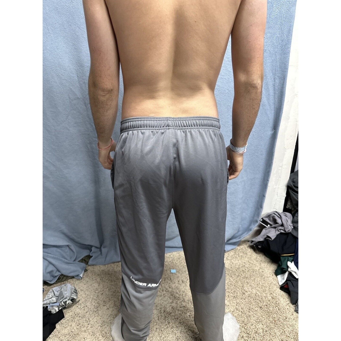 Men’s Gray Fitted Large Under Armour Sweatpants With Pockets MG