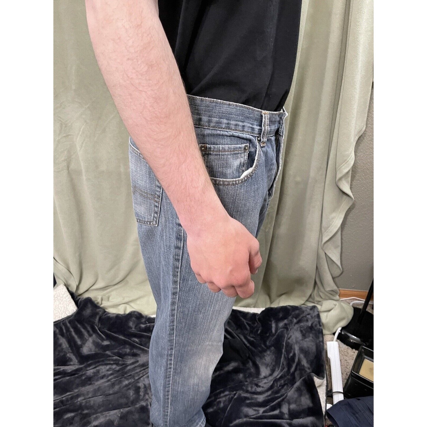 Axcess Clairborne Blue jeans men's straight fit 32 x 32 good condition