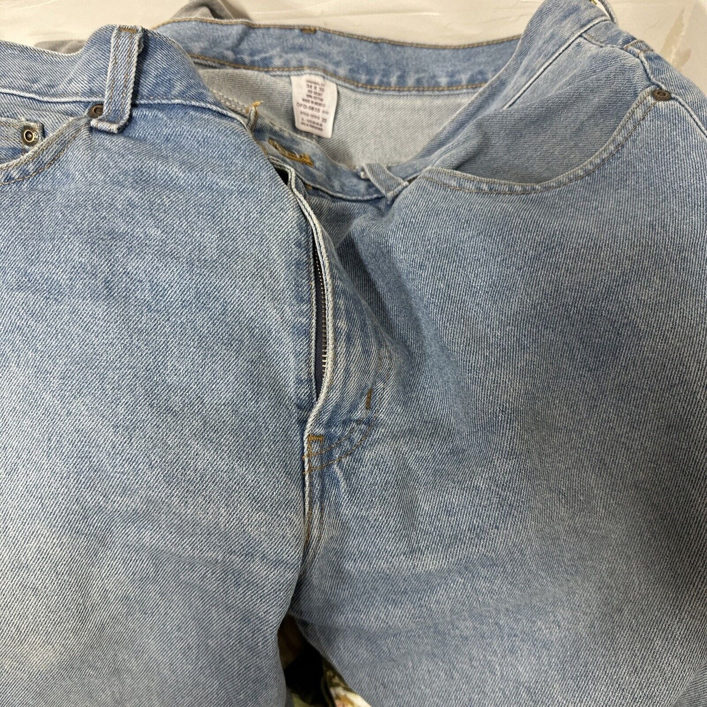 Men’s Light Blue Faded Glory Jeans 34 X 32