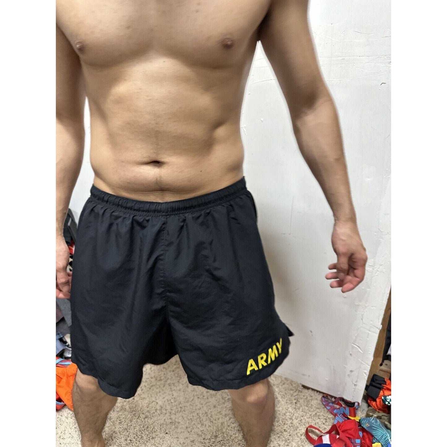 Men’s Us Army Pt Workout Uniform Black Shorts Medium