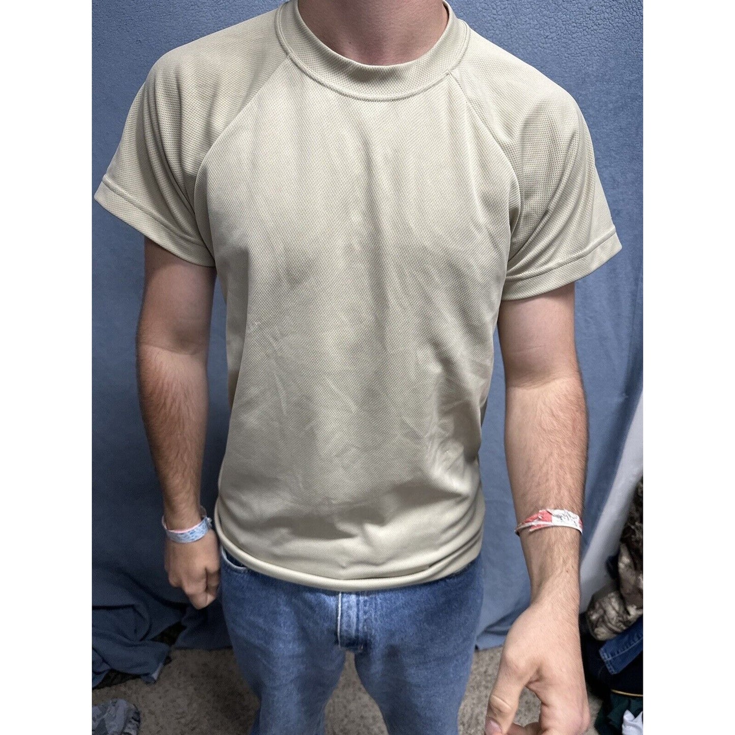 Men’s Abu Airman Battle Uniform Duke Small Tshirt Moisture Control Desert Sand