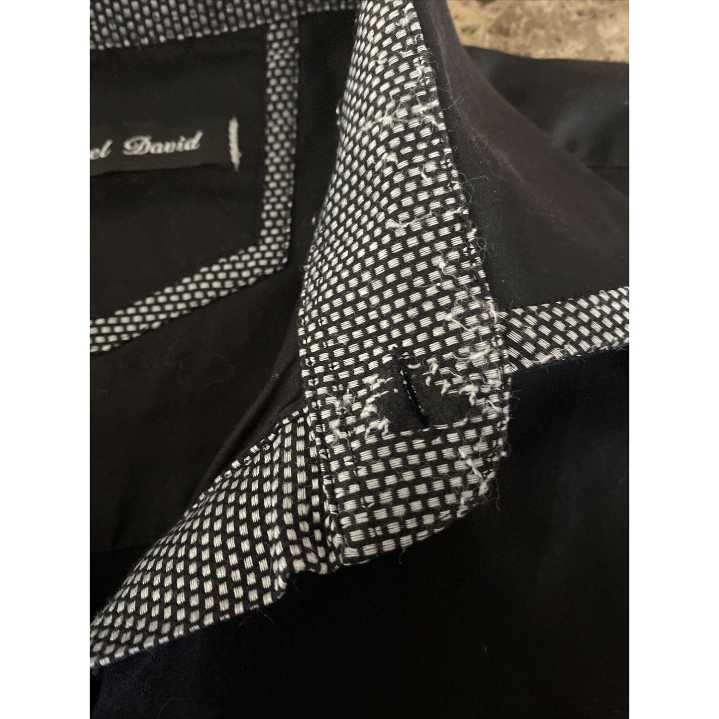 Michael David Men’s Medium Black Button-down Long Sleeves Shirt
