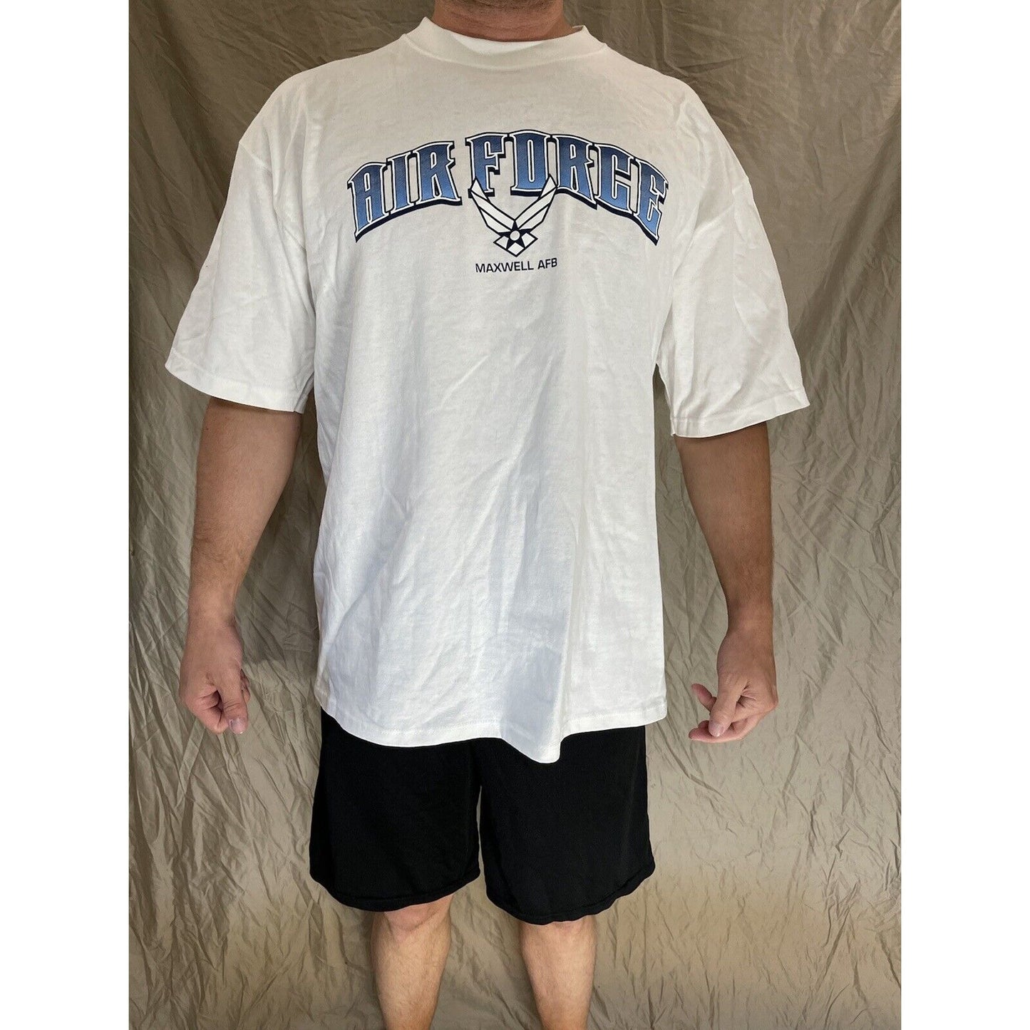 men's soffe White XL maxwell air force base t-shirt