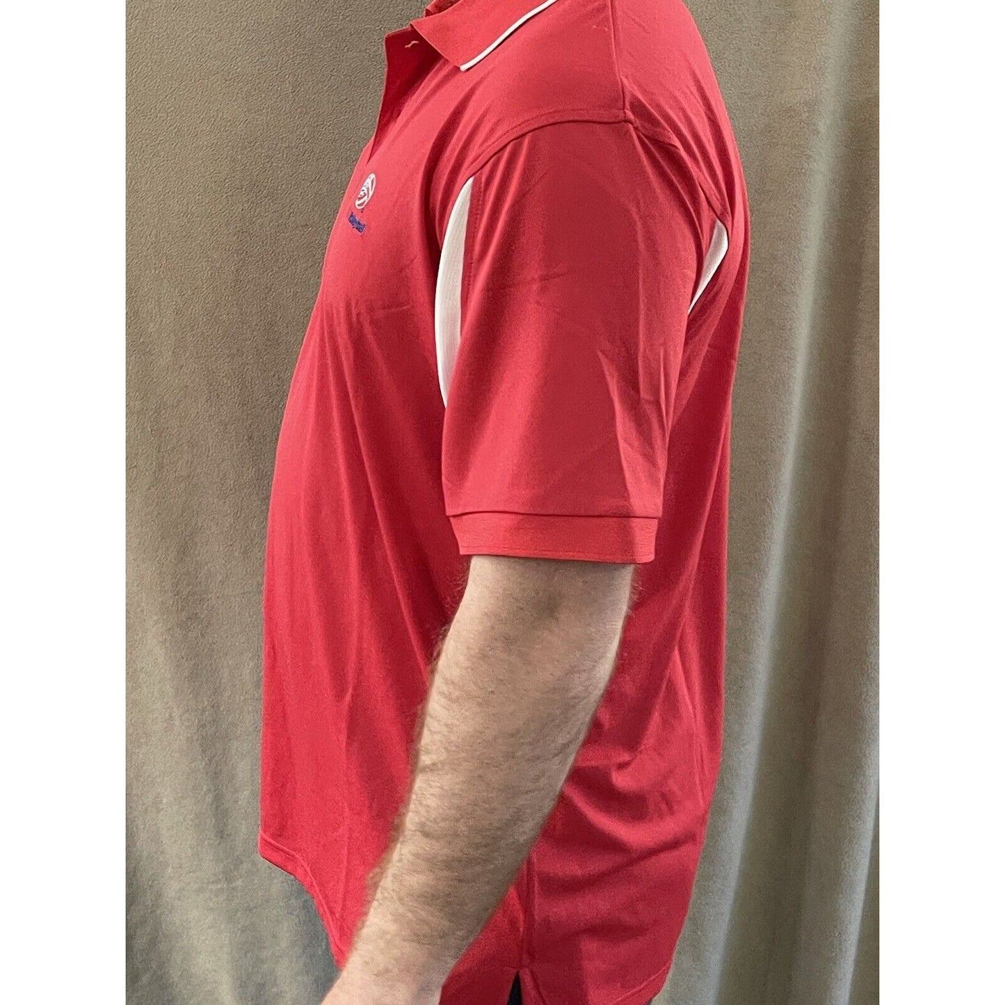 Mizuna USA Volleyball Men’s Large Red Shirt Lightweight Performance