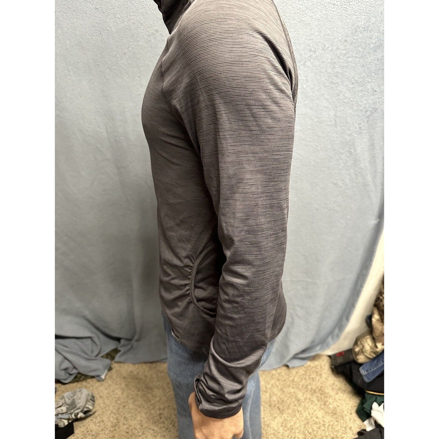 Men’s Gray All In Motion Medium Full Zip Sweater