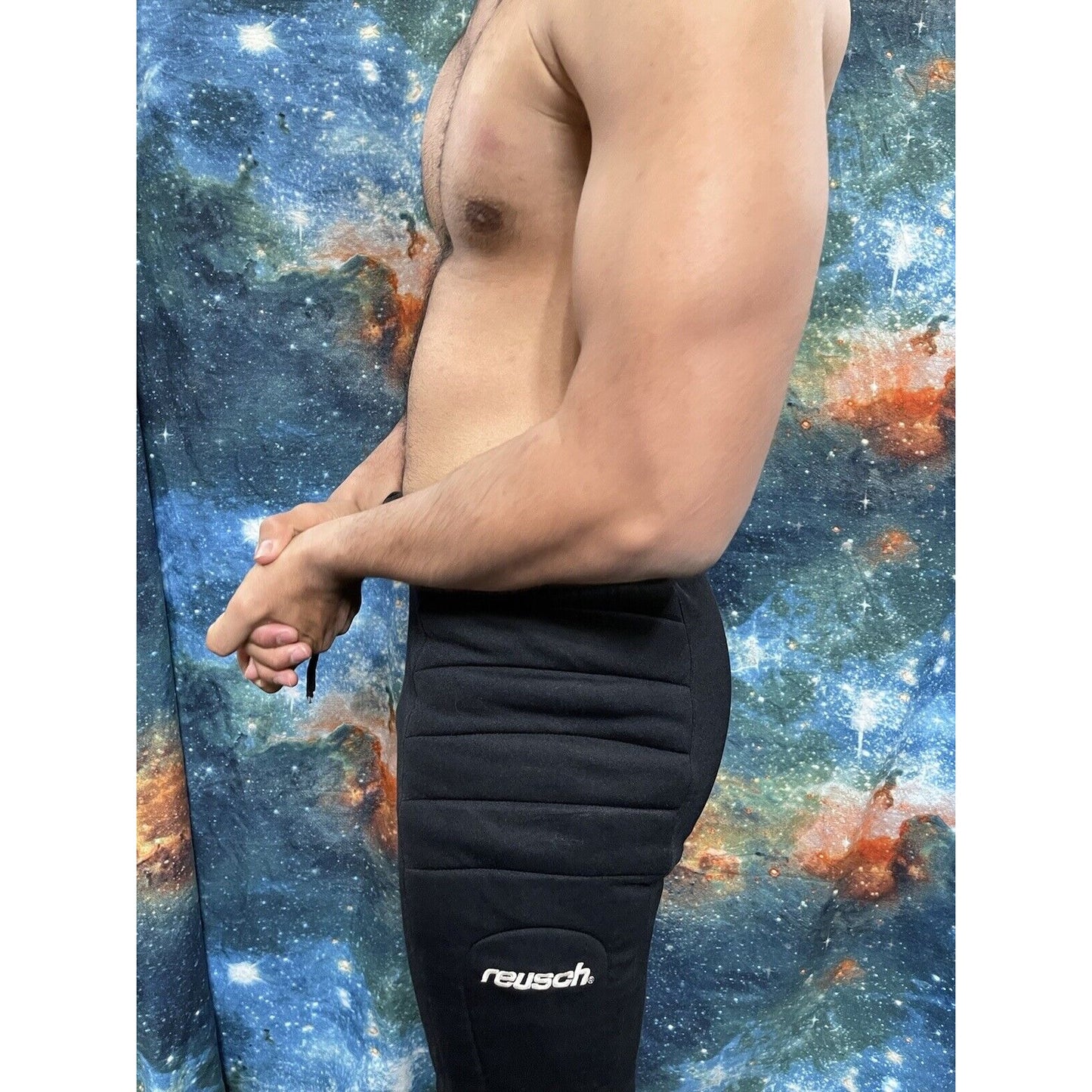 Men’s Reusch Black Soccer Goalie Padded Shorts Size small black