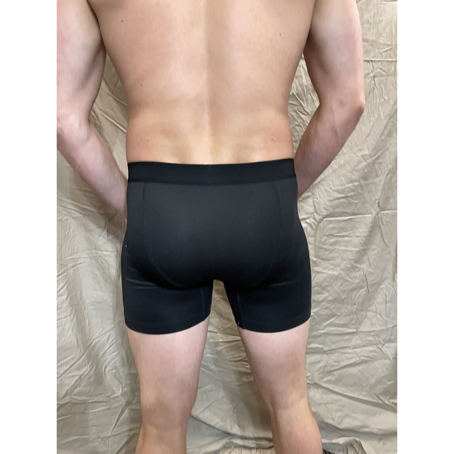 men's black athletic works large compression shorts