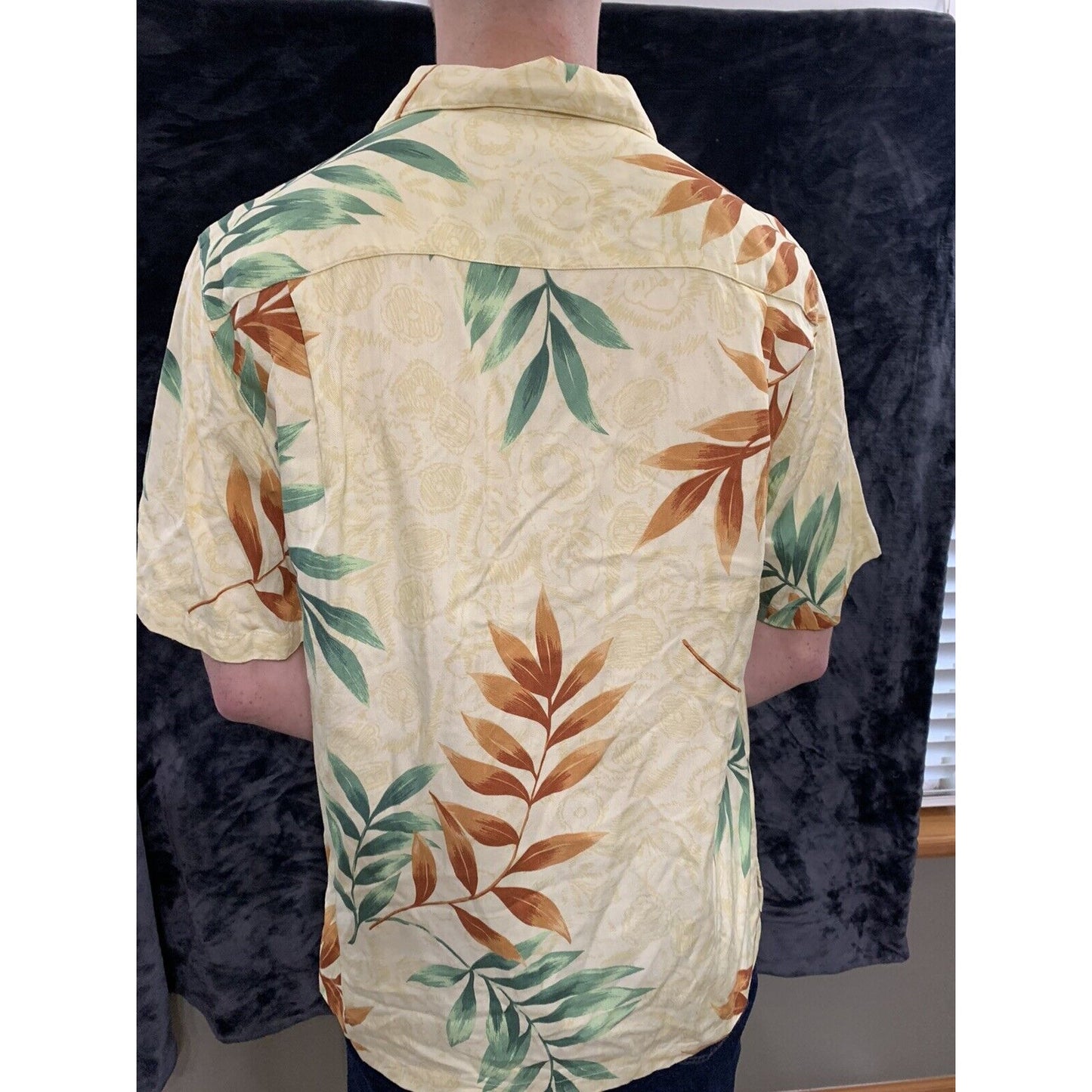 Havana Jacks Cafe Hawaiian Shirt Medium Beige Palms Floral