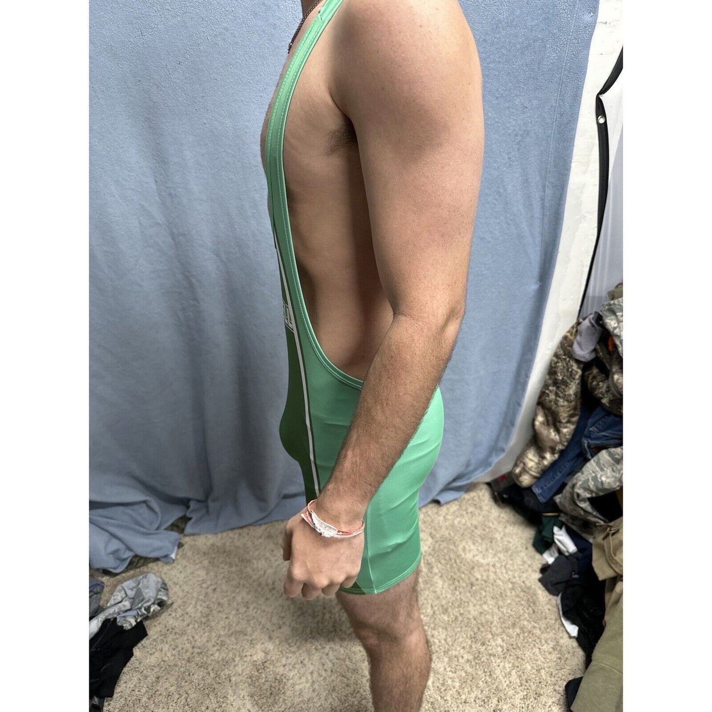 Men’s Medium Green Tauwell Wrestling Singlet