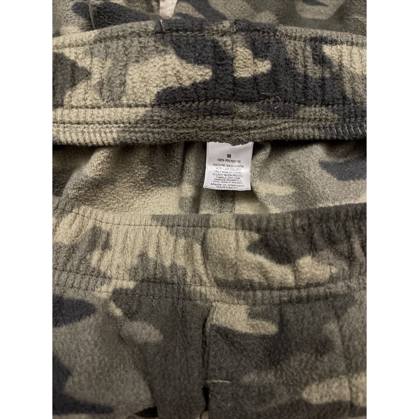 Men’s Medium camo sleepwear lounge pants