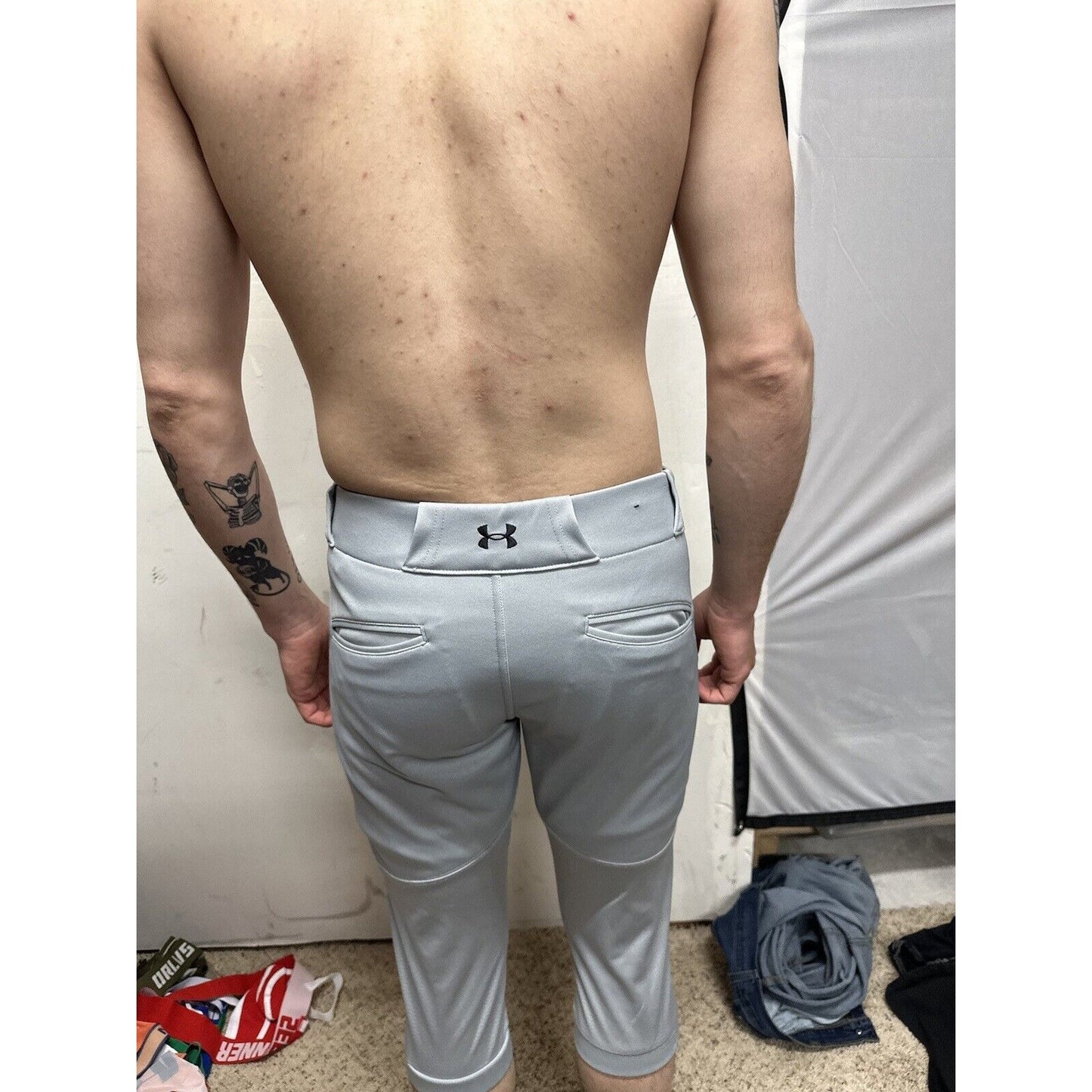 Men’s Small Gray Softball Heatgear Baseball Pants under armour
