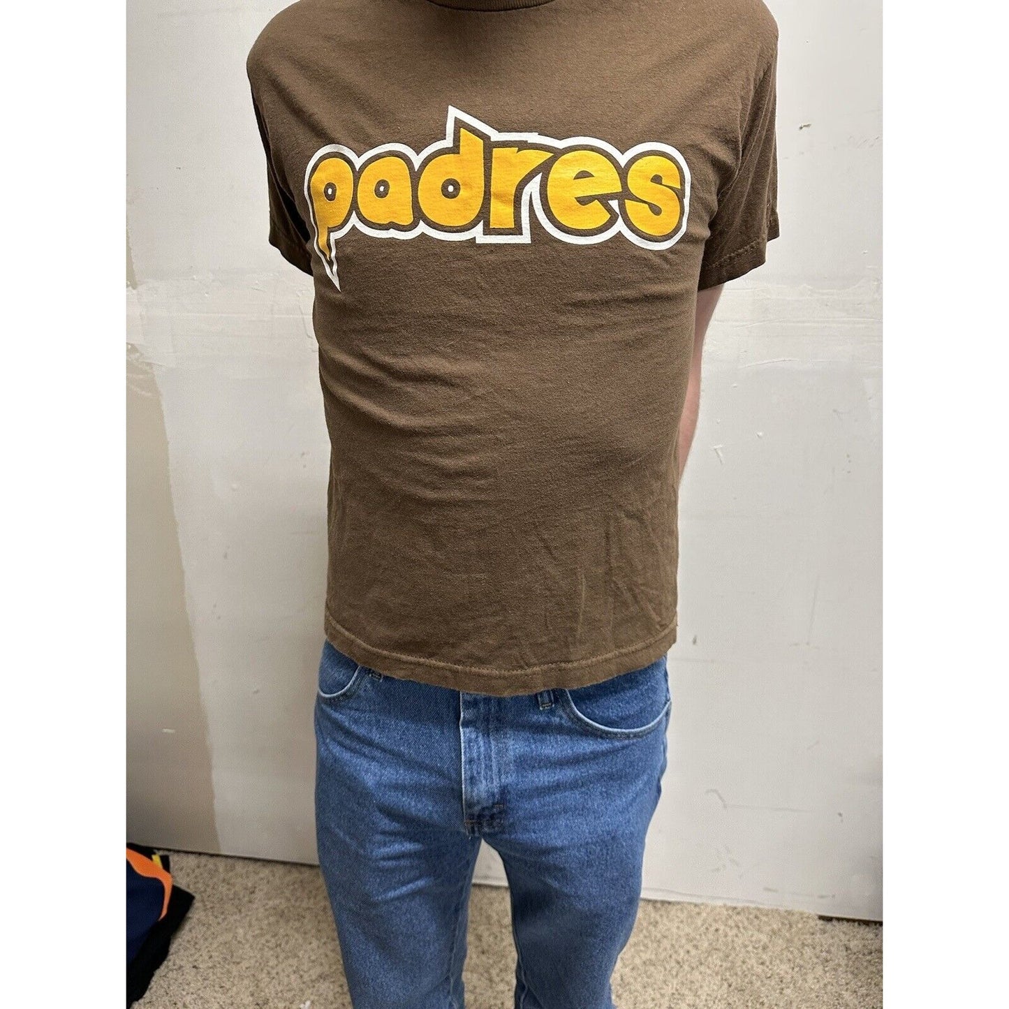 men’s san diego padres old logo style brown short sleeve youth large shirt