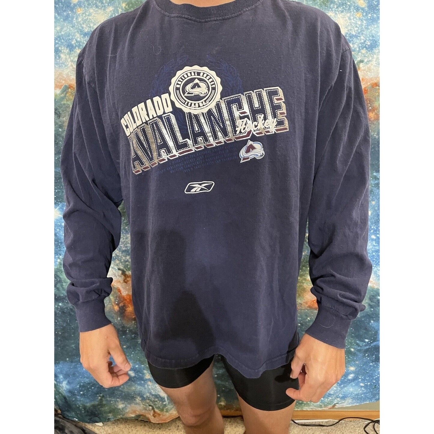 Men’s LargeColorado Avalanche National Hockey League Long Sleeve Dark blue shirt