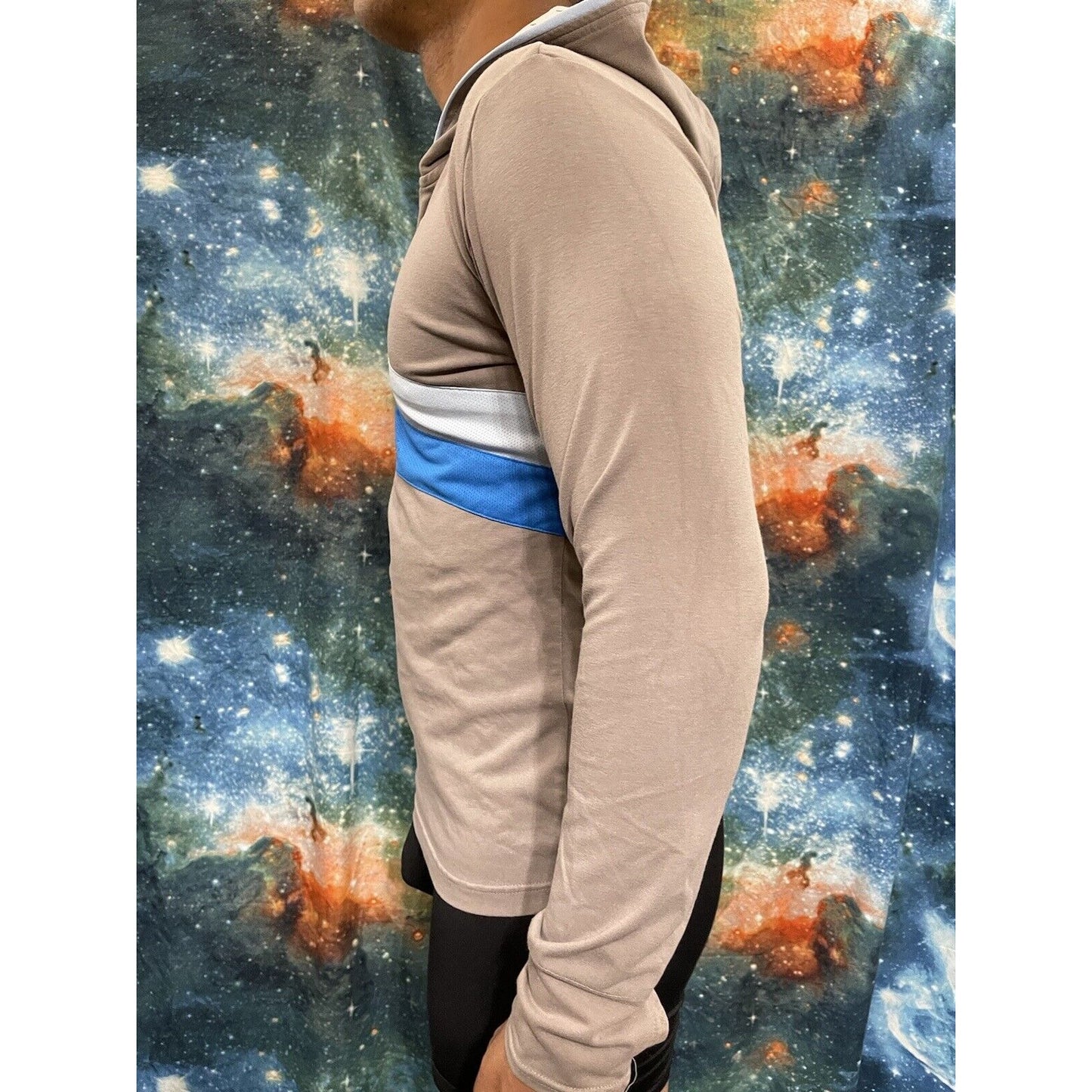 Nike Boy’s Large Gray Striped Hoodie size 12-14