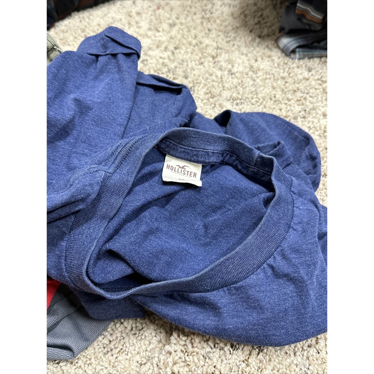 men’s hollister medium steel blue short sleeve tshirt
