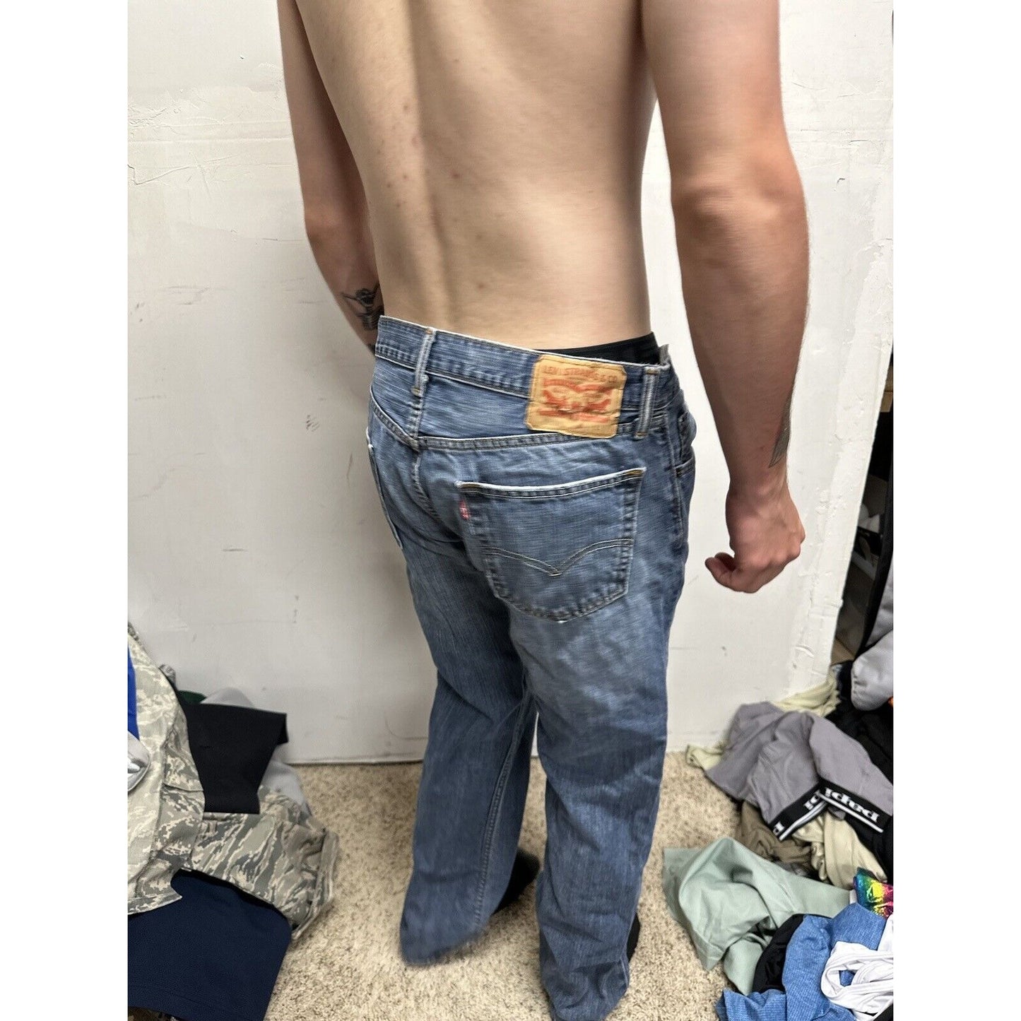 Men’s Levi’s 559 Blue Jeans 33 X 32
