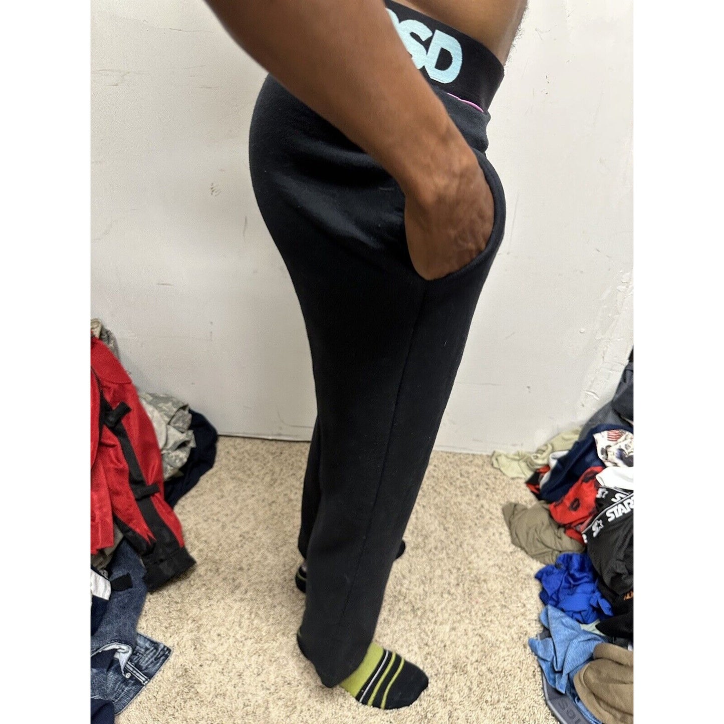 Men’s Gildan Small South Carolina Gamecocks Black Sweat Pants With Pockets