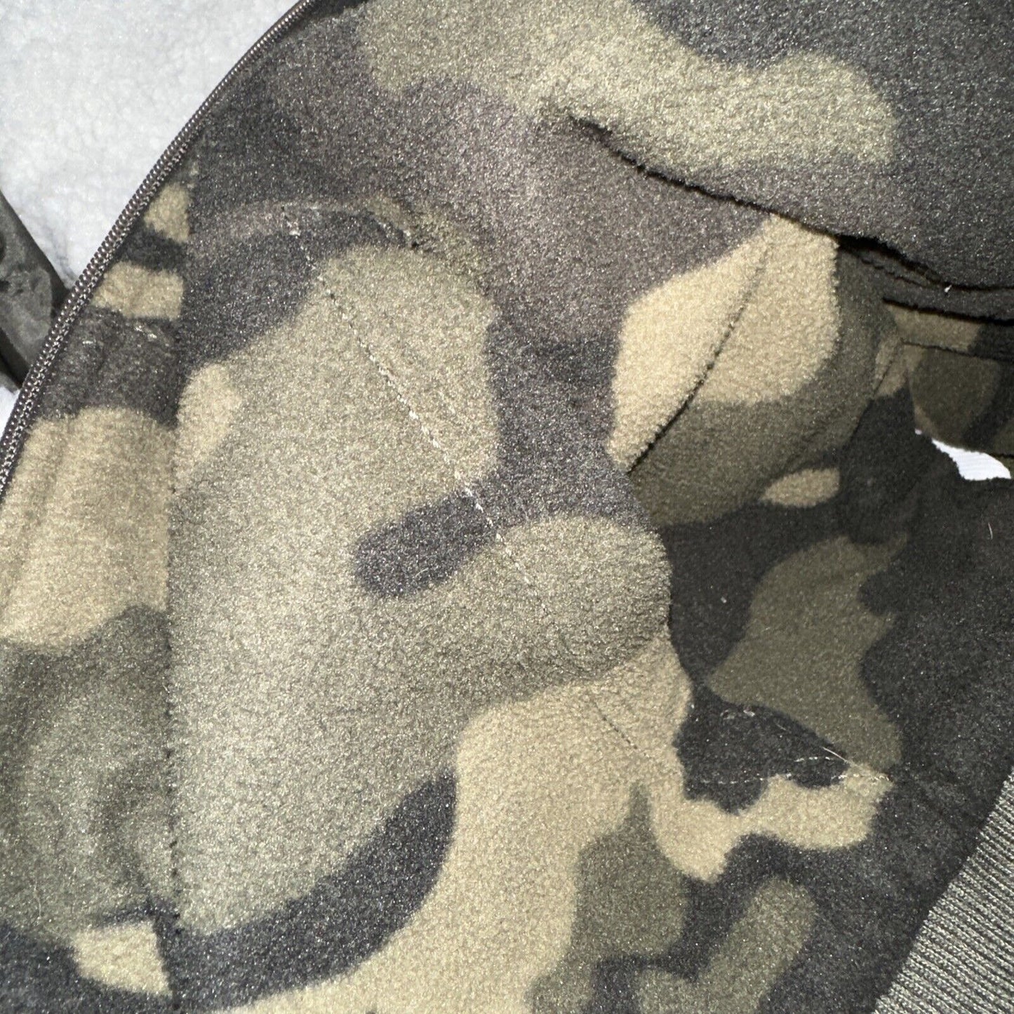 Men’s Fuzzy Large Mossimo Camo Hoodie Full zip Jacket