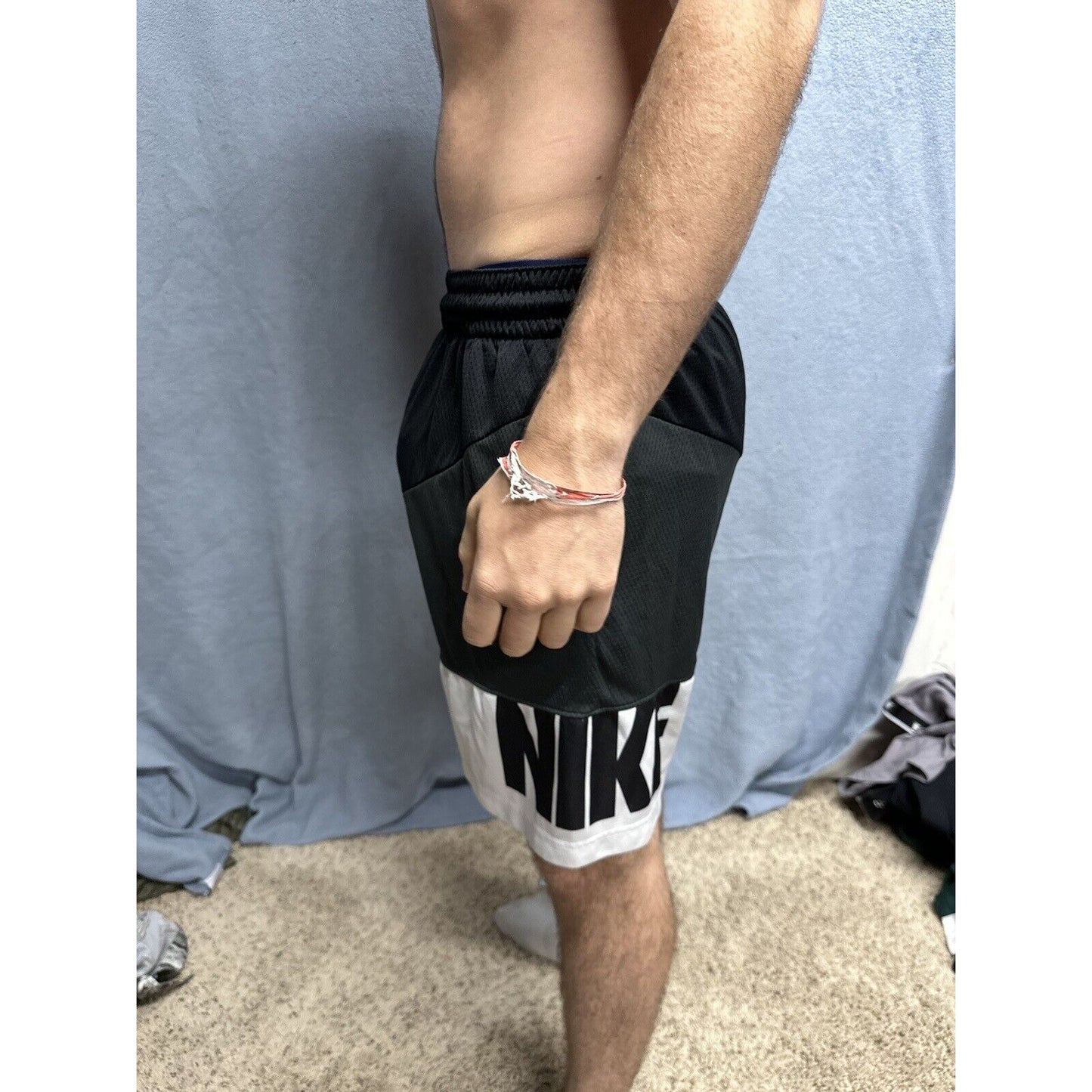 Men’s Nike Black Gray White Small Dri Fit Shorts With Pockets