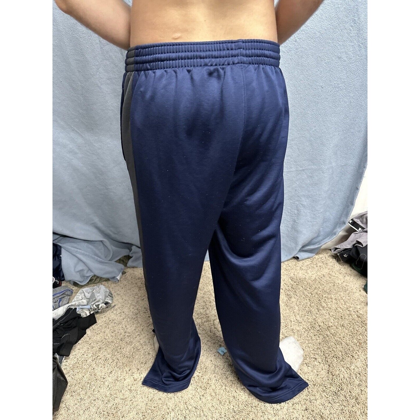 Men’s XL Nike Dri Fit Dark Blue Sweat Pants With Pockets