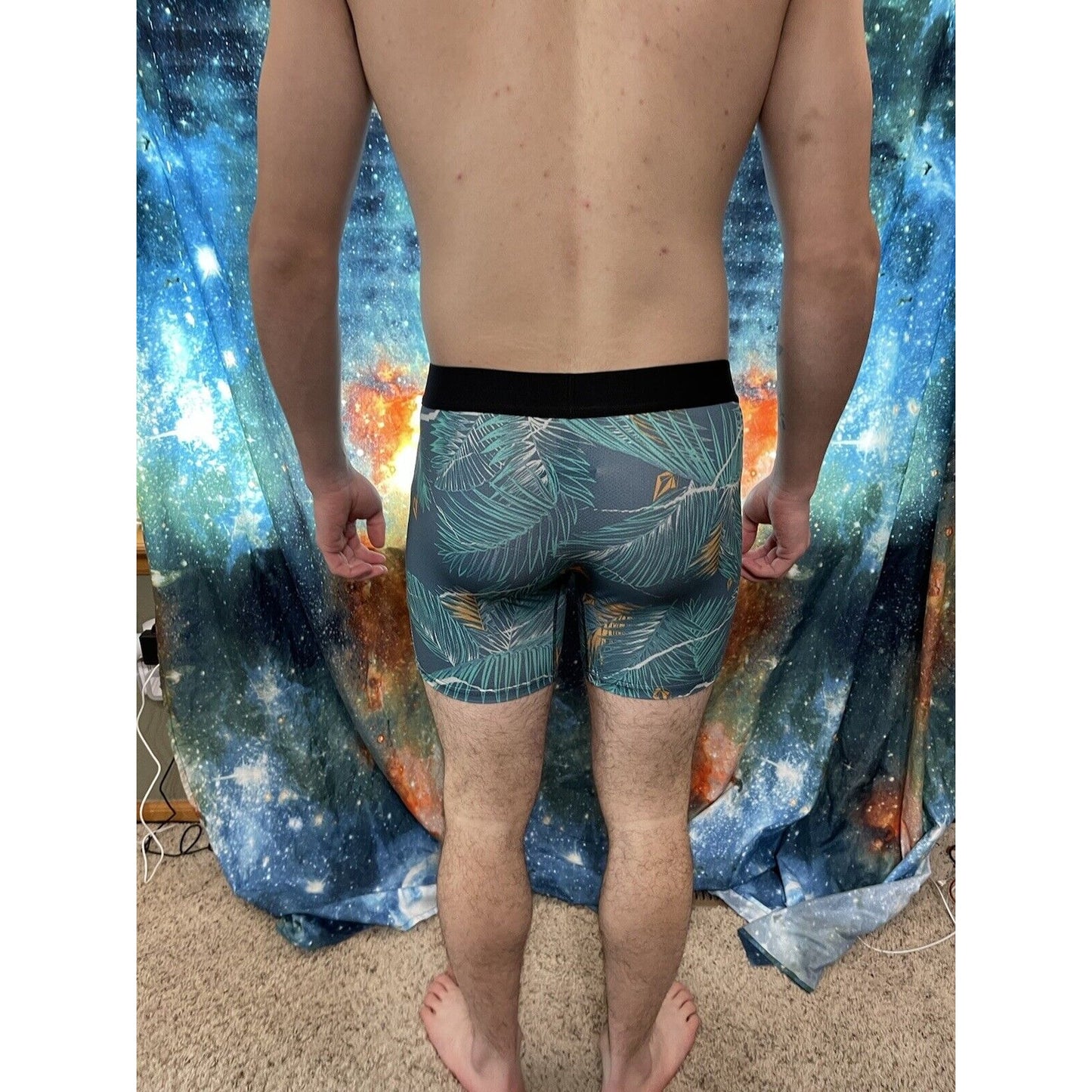 Men's volcom small tropical leaves compression shorts