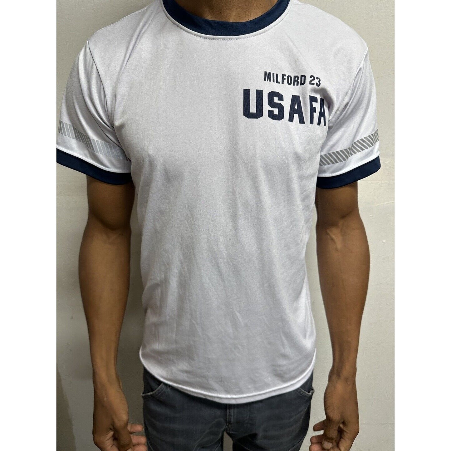 Men’s USAFA Pt Cadet Uniform Shirt Size Small Physical Fitness