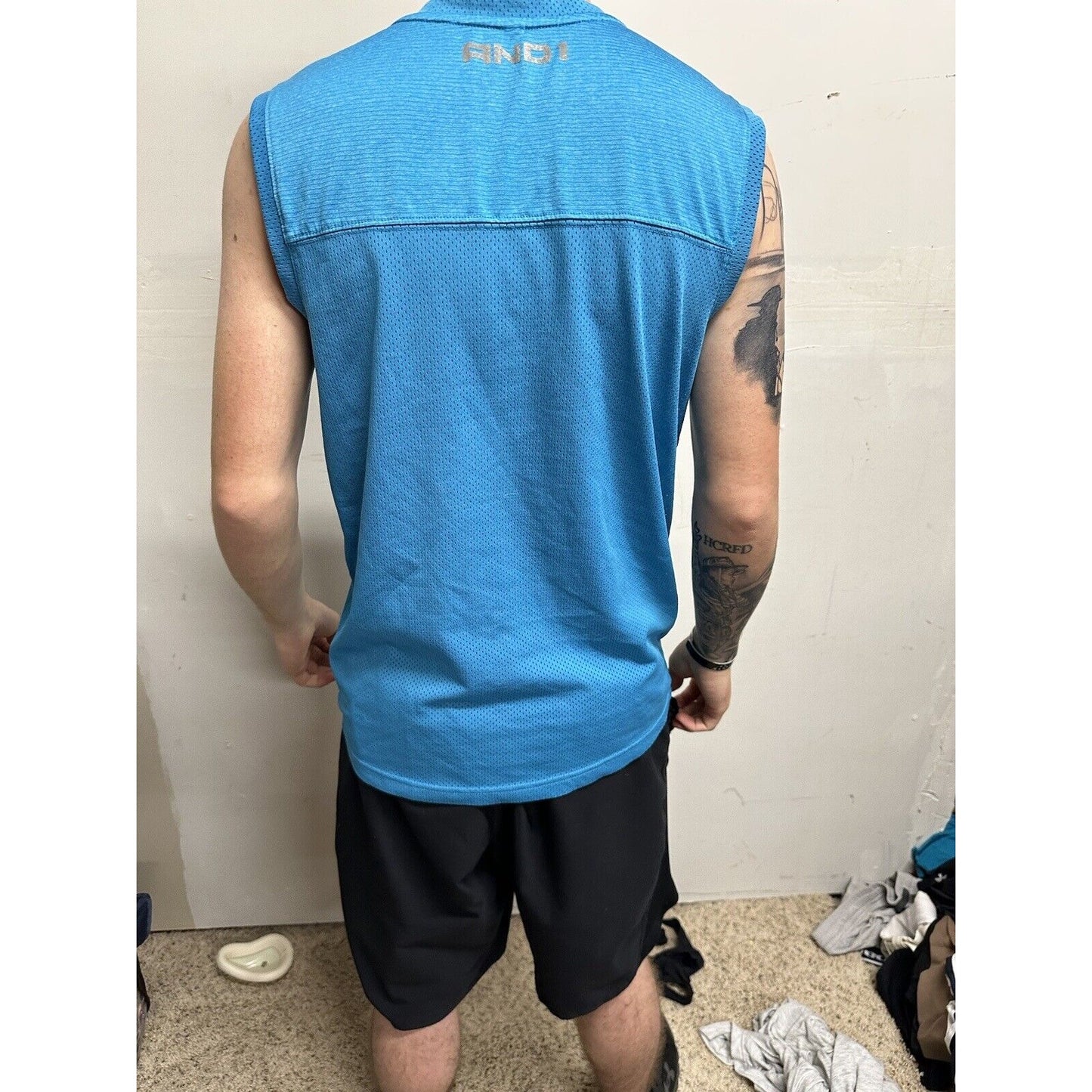 Men’s Teal Blue And1 Muscle Shirt Small Sleeveless