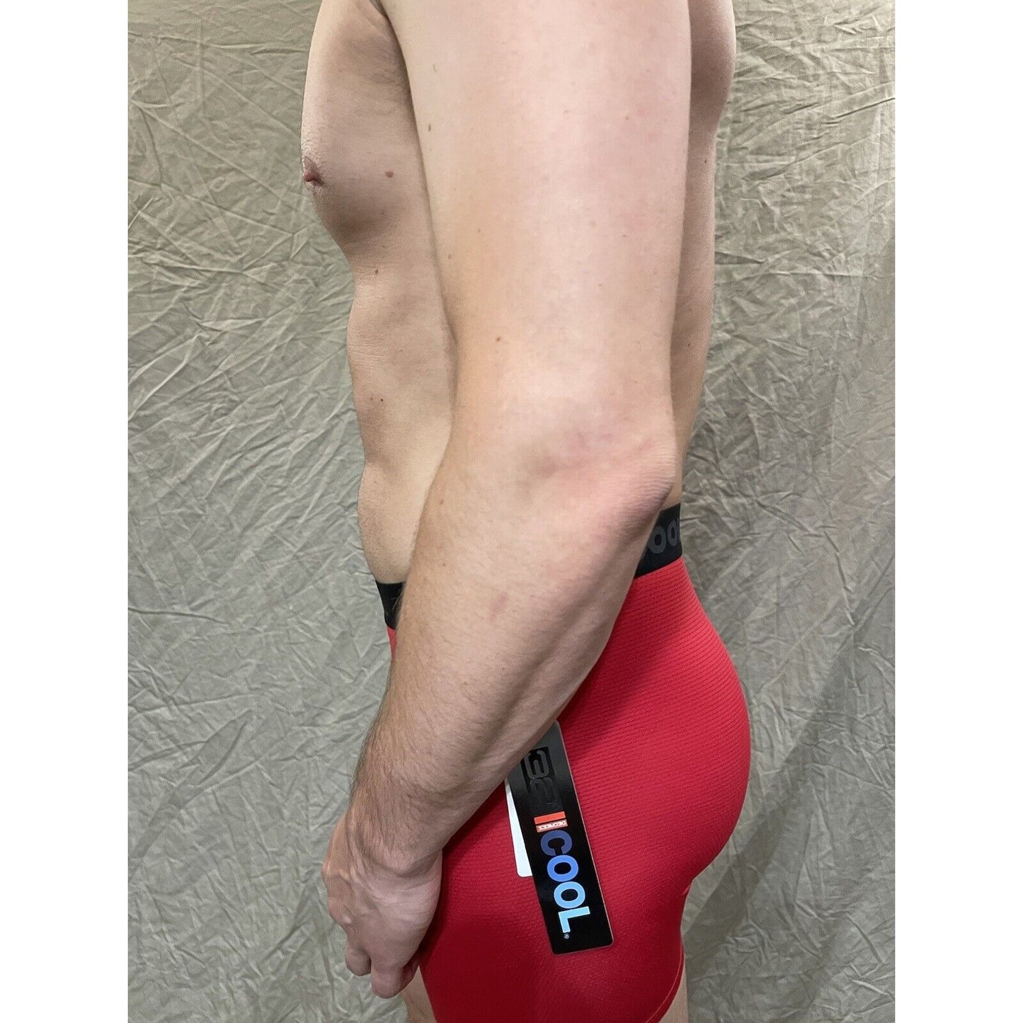 men's 32 degrees cool fire engine red compression boxer briefs Small